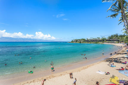 Napili Bay Resort Condo 208 − Studio Beachfront Condo, Maui